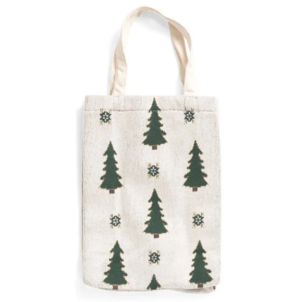 CT White Ivory Green Gold Christmas Tree Snowflake Knit Wine Gift Bag